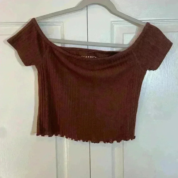 Aeropostale Tops - NWT Aeropostale Womens Brown Short Sleeve‎ Crop Top|Ruffled Bottom|Size L